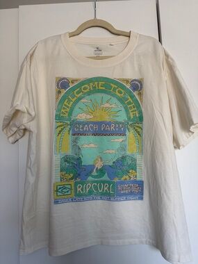 Rip Curl Cream Tee with Teal, Yellow and Blue Beach Graphic